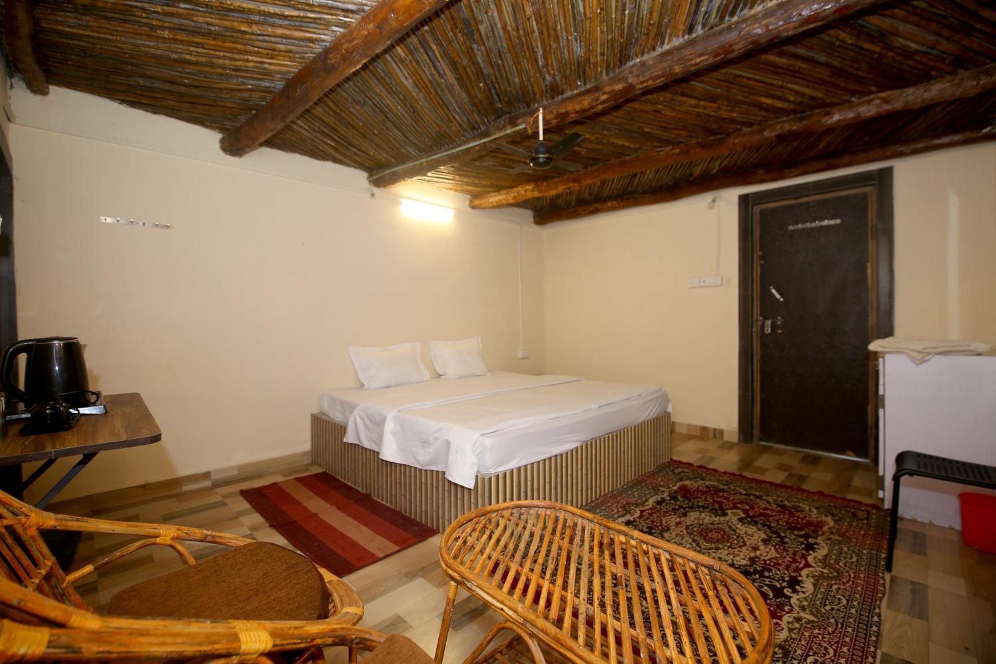 Tribal Wood Resort Dhanwār Eksteriør billede