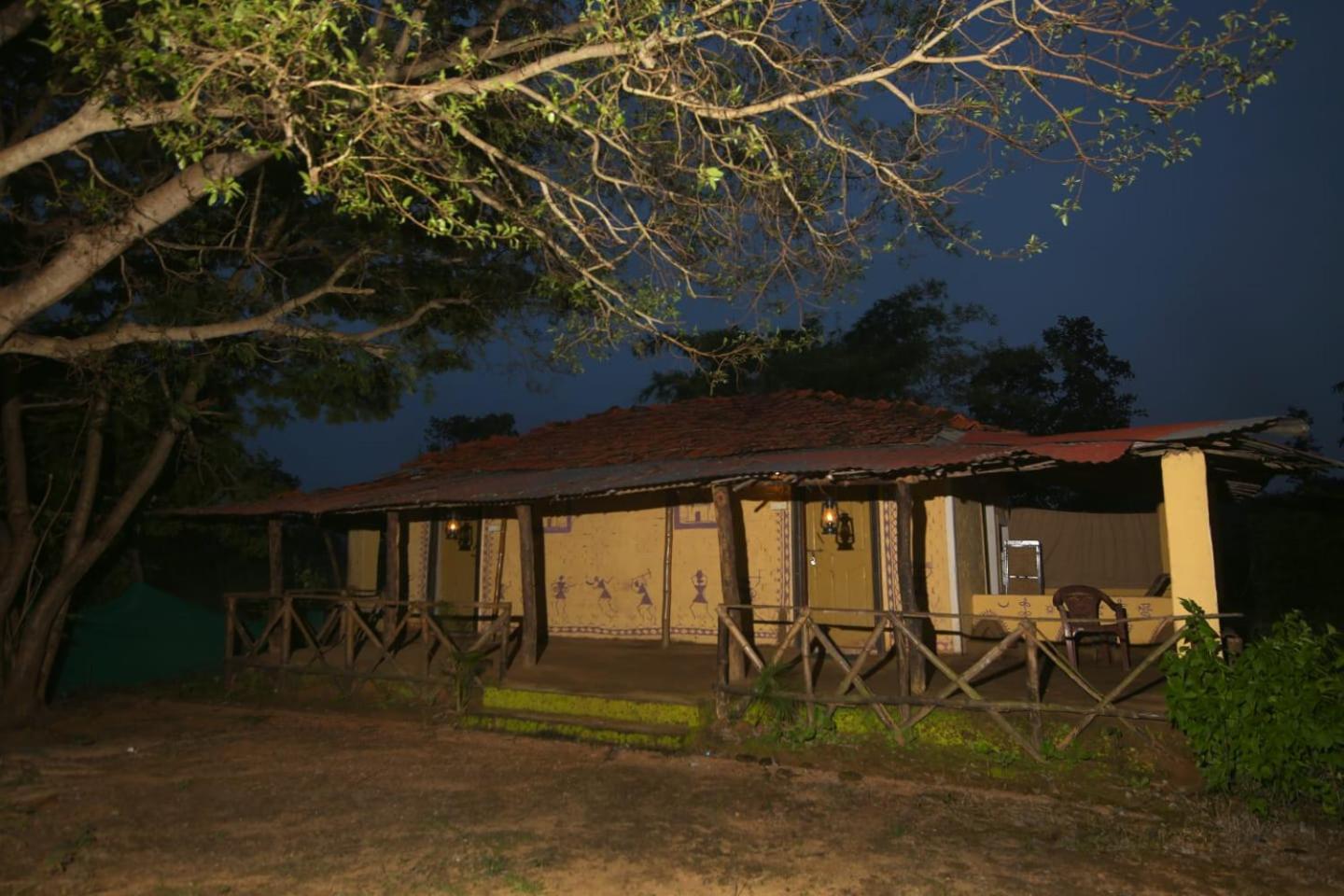 Tribal Wood Resort Dhanwār Eksteriør billede