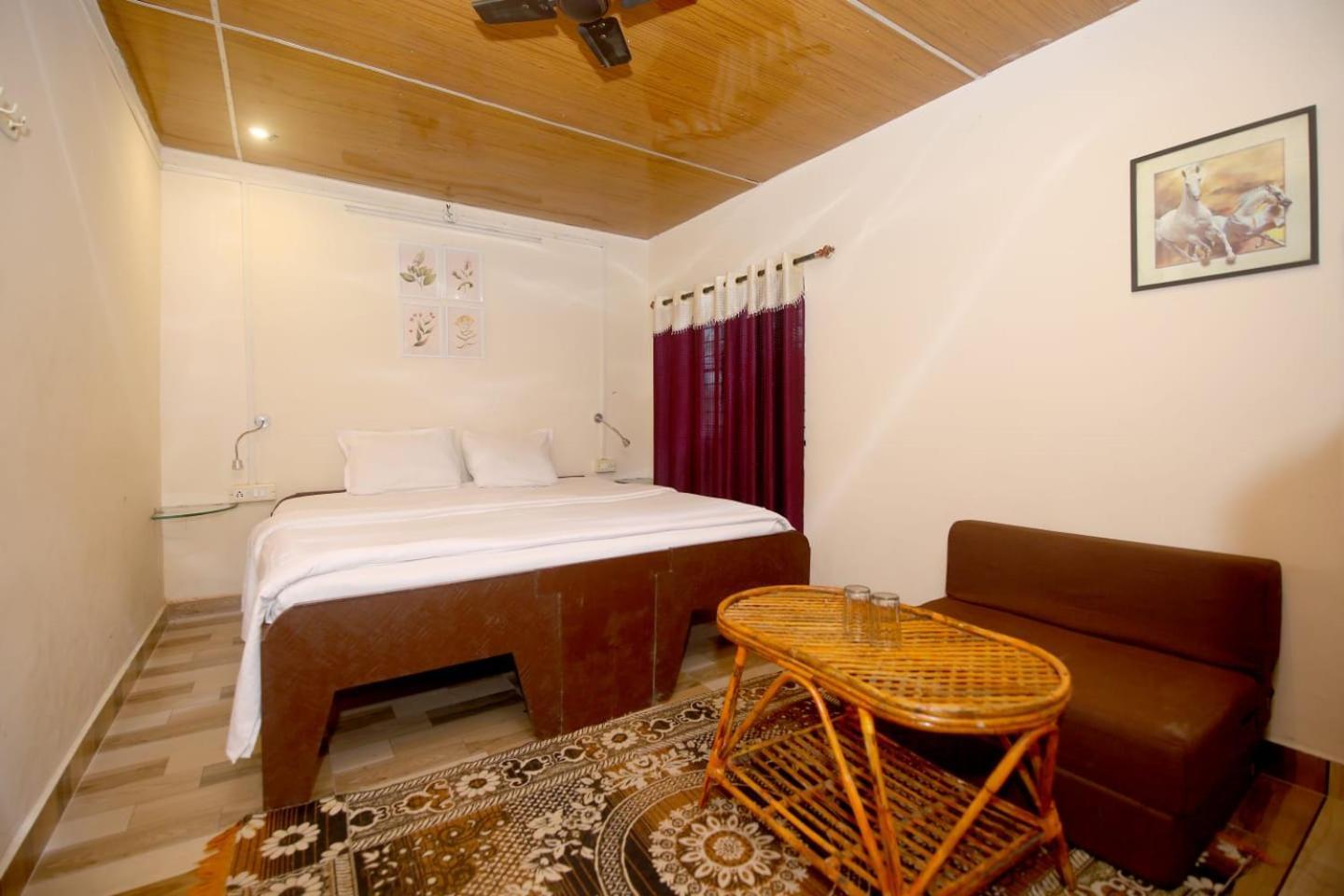 Tribal Wood Resort Dhanwār Eksteriør billede